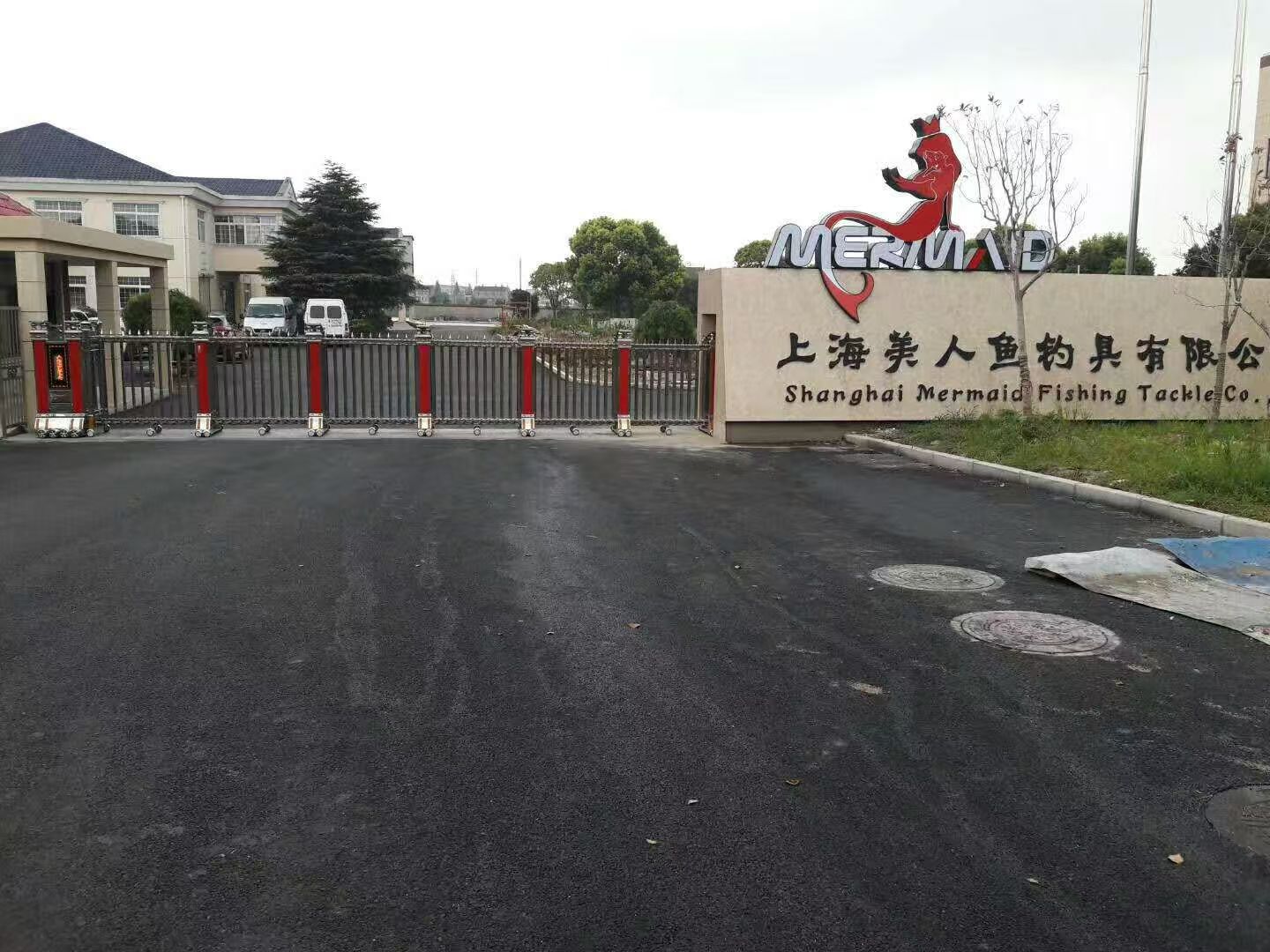 上海电动伸缩门真实案例现场